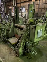 Hall model RT3 permenant molding machine with controls s/n 7615, 33" x 20" platen