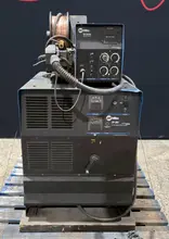 MILLER CP-302 MIG WELDER WITH 60 SERIES 24V WIRE FEEDER USED