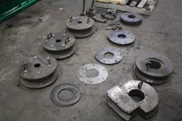 4" X 4" X 5/8" BUFFALO MODEL #2HBR ANGLE ROLL: STOCK #66715