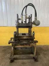 12 TON AIRAM 4-POST DUAL VALVE CUTOFF PRESS: STOCK #13723
