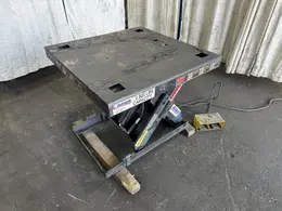 2500 LBS AUTOQUIP HYDRAULIC SCISSOR  LIFT TABLE: STOCK #77708