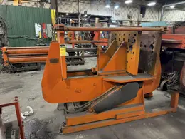 Hall model 2H molding machine 28" x 34" front platen, 27 x34 rear platen, s/n 206494, controls and tie bars, no hydraulics
