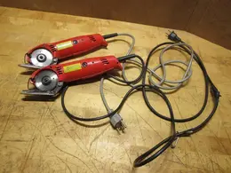 Eastman Chickadee II - Rotary Handheld Fabric Cutter (2)- Auction Item