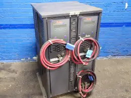 ENERSYS 24 V / 900 AH BATTERY CHARGER   -  EM3-12-900