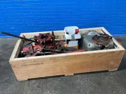 RIDGID PIPE THREADER  W/ TOOLING  -  400