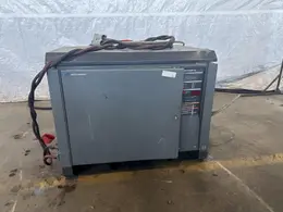 GNB SCR 100 POWER SYSTEM BATTERY CHARGER. STOCK #0650426