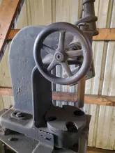 FAMCO ARBOR PRESS ON STAND. STOCK # 0847922