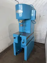 8 TON DENISON FG8C02 C-FRAME HYDRAULIC PRESS. STOCK #0256624