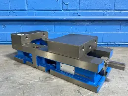 KURT 6” VISE  -  3600V