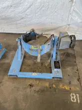 2,000 # MORSE KONTROL-KARRIER 55 GALLON BARREL TIPPER. STOCK # 0846721