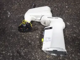 OMRON ADEPT INDUSTRIAL ROBOT   -  COBRA 350