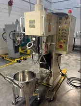 Guangzhou Hongyun Planetary Mixer, 2016 – 19.2 Liter, Max (136 RPM)