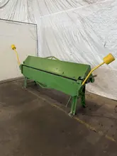 14 GAUGE X 8' CHICAGO DRIES &amp; KRUMP MODEL 814 APRON HAND BRAKE. STOCK # 0238125