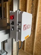 Kiss Packaging Systems Spindle Capper with Hoppmann feeder and 12′ Conveyor