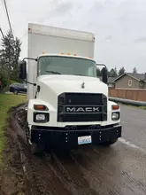 Mack MD642 26′ Box Truck, 2024 – Cummins Diesel, Allison Automatic, 25,995 GVWR, Class 6 Straight Truck