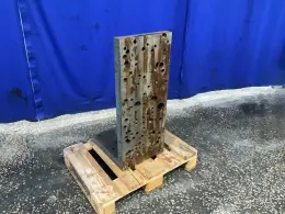 14” X 33” ANGLE PLATE