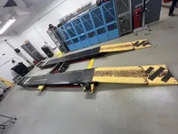 SNAP-ON EQUIPMENT INC 10,000 LBS WHEEL ALIGNMENT SYSTEM  -  EEWA550A