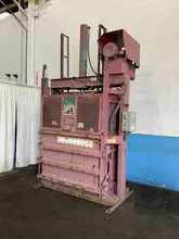 60"X 30" LOAD KING MODEL # 30 VERTICAL CARDBOARD BALER : STOCK #79753