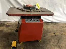 8.75" X 8.75" X 10 GAUGE STRIPPIT MODEL #102661 HYDRAULIC CORNER NOTCHER: STOCK 13848