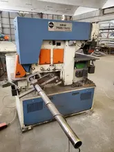 82 Ton Mubea HIW 750/320 Hydraulic Ironworker, 1999 –  Punches and Dies
