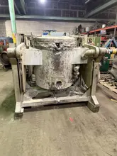 Lindberg model 61-mnp-400-g 400# gas fired motorized nose pour furnace with gas system and blower and controls