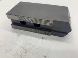 (1) SCHUNK KM-WBL 103 SERRATED SOFT TOP ANGLED JAW: STOCK #15489