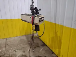 1/2 TON COFFING MODEL #EC-1016-2 POWERED MOTORIZED CHAIN HOIST: YOBRO #25042