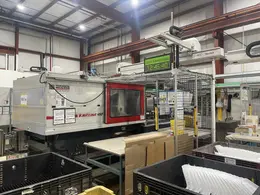 2002 Milacron Maxima MM450 with Yushin VCII‑400 Robot — 450 Ton Injection Molding System