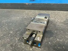 Kurt 6”  6” Vise