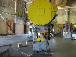 200 TON ERIE TRIM STRAIGHT SIDE SINGLE CRANK PRESS