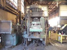 7" ADVANCE MACHINE (AMD) #1000-3030 HYDRAULIC BILLET SHEAR