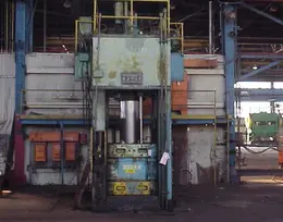 500 Ton, CLEARING H-500-60-72, 48"Str, 60" X 72" BED AREA, CUSHIONS, KNOCKOUTS  