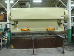 225 Ton, WYSONG 225-12, 12' BED, 12" DIE SPACE, 3" STR, 5"ADJ, 30 SPM           