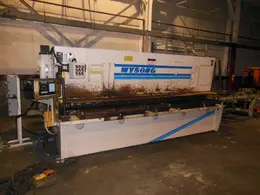 12' X 1/2 " WYSONG MODEL H-5012, HYDRAULIC POWER SQUARING SHEAR, 3 AXIS PROGRAMMABLE BACK GAGE, POWER TABLE, AUTO CONVEYOR STACK