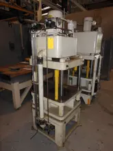 40 TON FISHER DYNAMIC UP ACTING 4 POST PRESS, 14" STR, 19" DLO, 28" X 28" BA