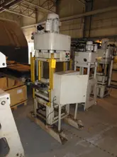 40 TON FISHER DYNAMIC UP ACTING 4 POST PRESS, 12" STR, 17" DLO, 22" X 22" BA