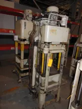40 TON FISHER DYNAMIC UP ACTING 4 POST PRESS, 14" STR, 19" DLO, 22" X 22" BA
