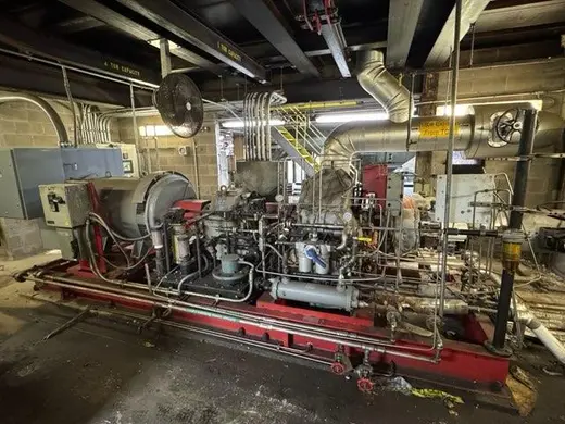 Marathon MagnaMax 930 kW (4160 V) Synchronous Generator Set with Lufkin NM1000C Gear Drive, 2011 Skid‑Mounted