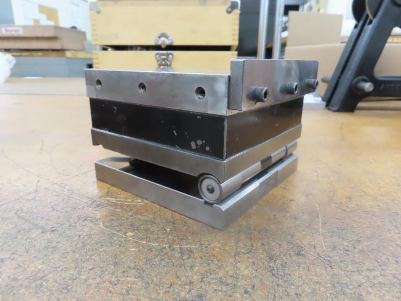 Hermann Schmidt 6" X 6" Sine Chuck- Auction Item