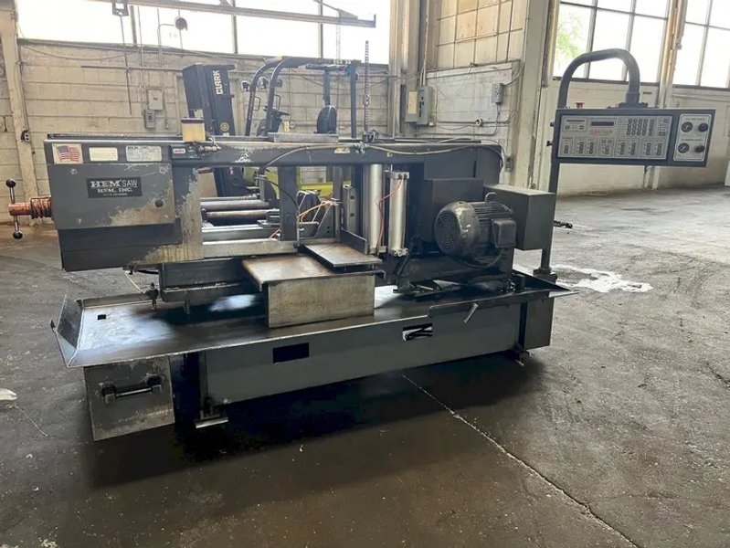 USED HEM 16" X 22" AUTOMATIC HORIZONTAL MITERING BANDSAW MODEL CYCLONE A-C, Year: 2007