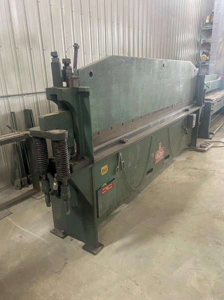25 Ton X 10’ Chicago Dries &amp; Krump SBA -104 Press Brake