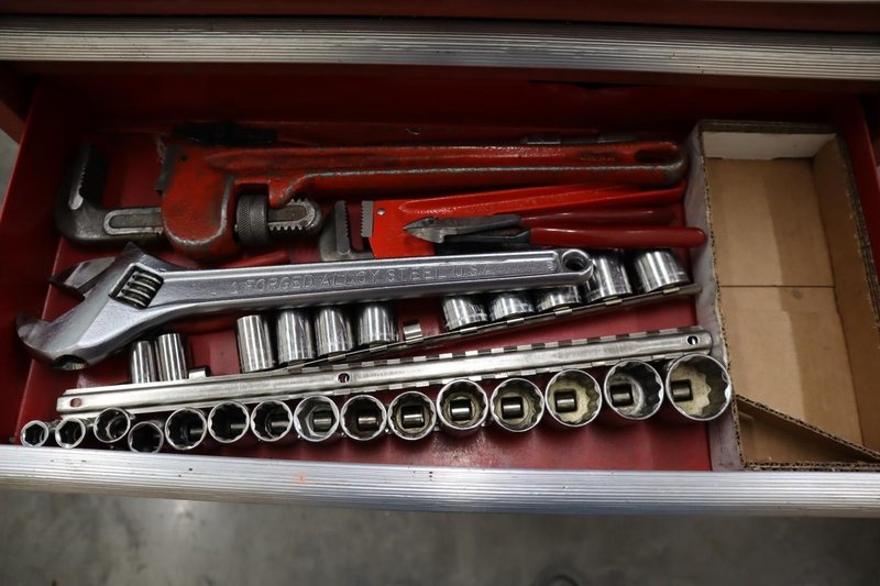 Portable Tool Rack with: Clamps, Hand Tools, Lifting Straps, Chains, Eye-Bolts, Hooks- Auction Item