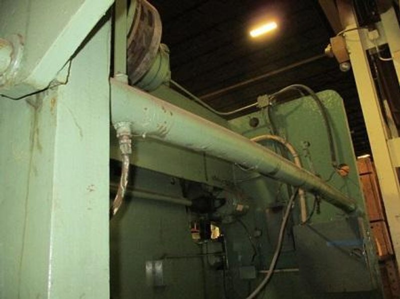 260 TON NIAGARA MODEL #N-260-8-12 PRESS BRAKE