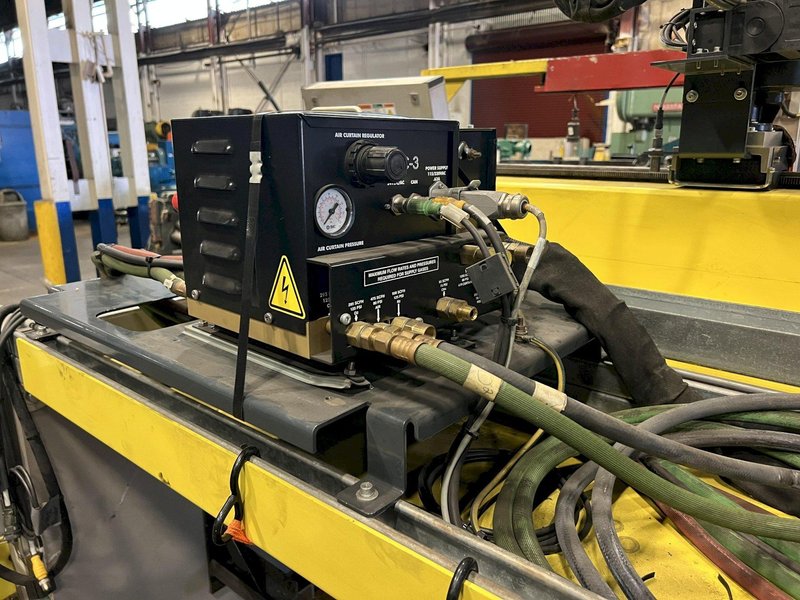 5' 6" x 21'6" ESAB MODEL #COMBIREX DX3000 GANTRY STYLE PLASMA CUTTING MACHINE: STOCK #16510