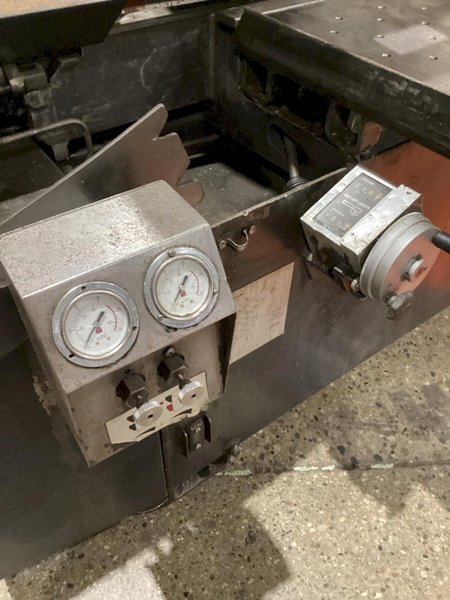 AMADA HA-400 HORIZONTAL BANDSAW USED