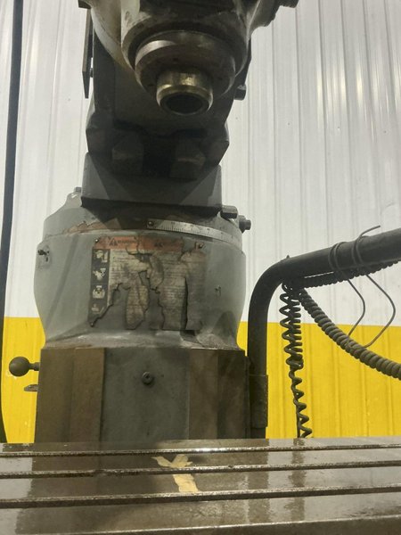 2 HP BRIDGEPORT SERIES I VERTICAL RAM TYPE KNEE MILL WITH DRO: YOBRO #26190