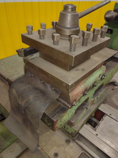 42" X 288" TOS CELAKOVICE MODEL #SU100 ENGINE LATHE WITH 4-1/8" HOLE AND METRIC THREADING: STOCK 15151