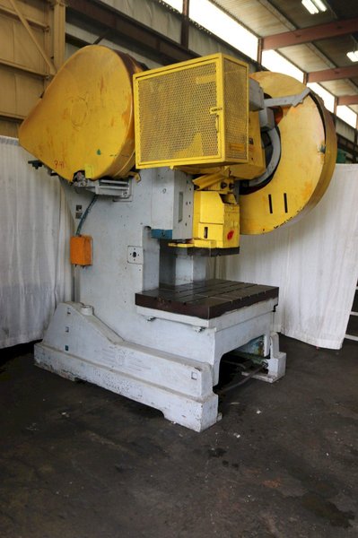 125 TON V &amp; O SUPER 125 BACKGEARED OBI PRESS: STOCK #70259