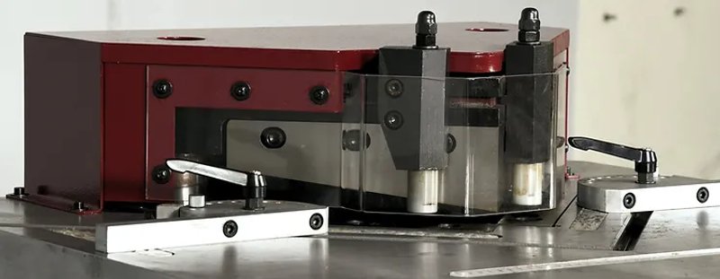 NEW 1/4" x 10" GMC MODEL HN-25HA HYDRAULIC SHEET METAL NOTCHER WITH FIXED ANGLE