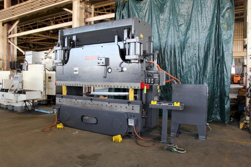 175 TON X 10' CINCINNATI AUTOSHAPE AS175-8 CNC HYDRAULIC PRESS BRAKE. STOCK # 1018819